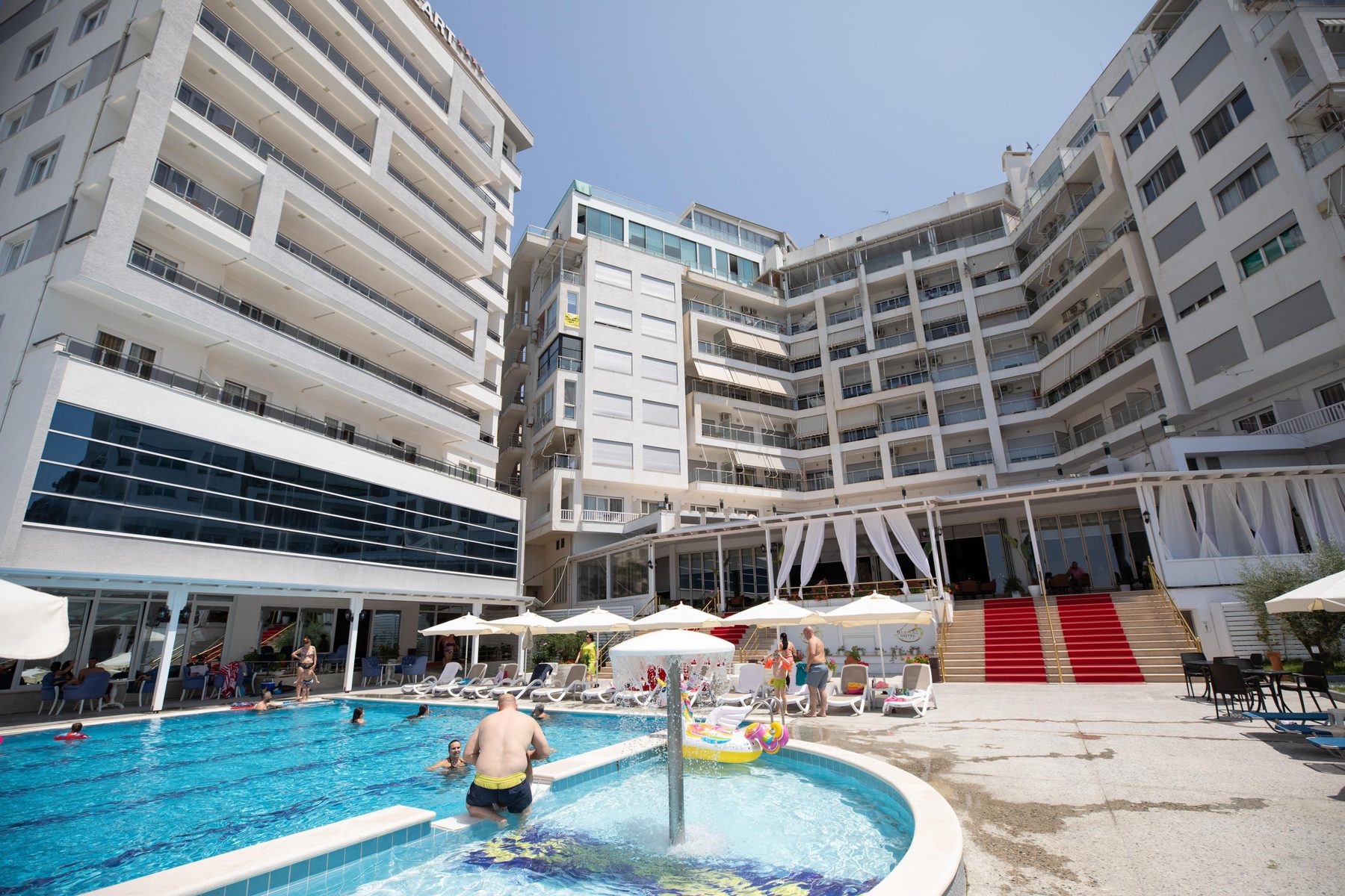 Bleart Hotel